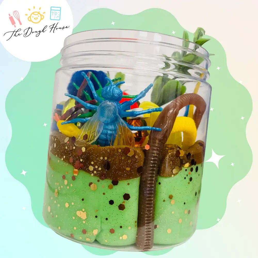 Creepy Crawlers Super Size Magical Dough Jar