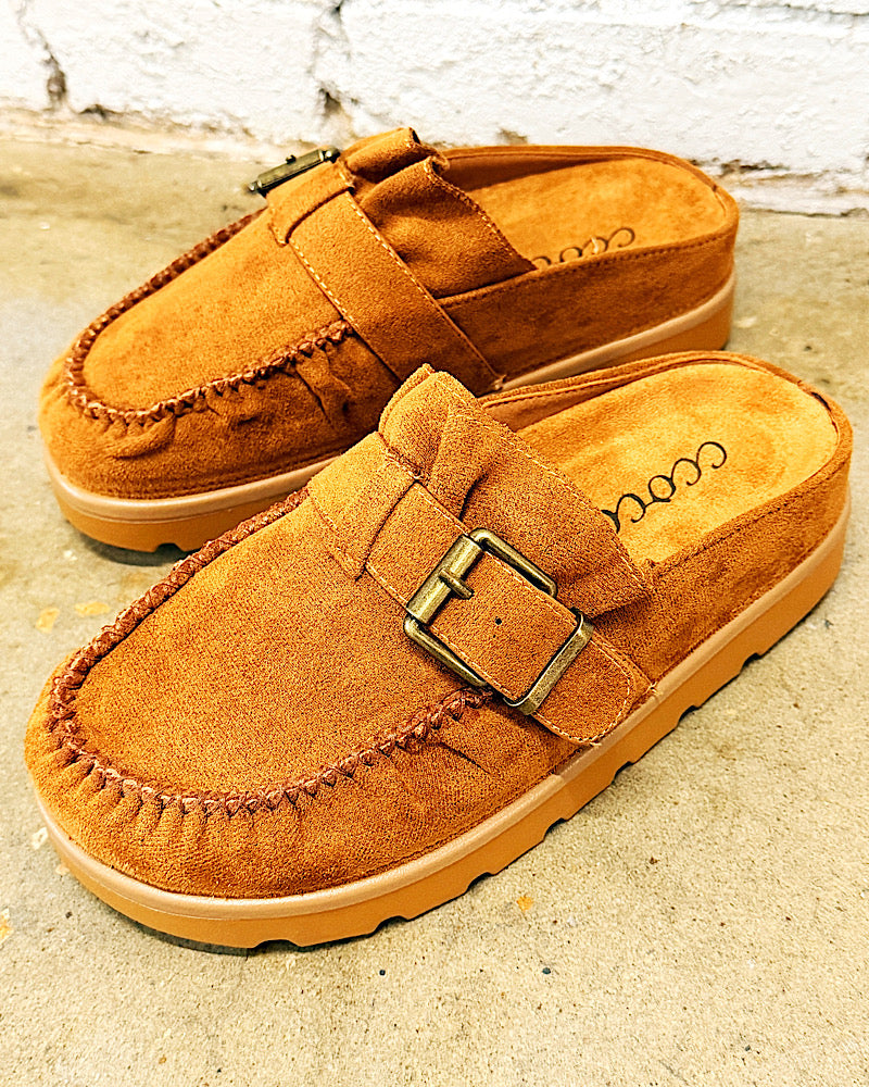 Ella Tan Ruffled Mule