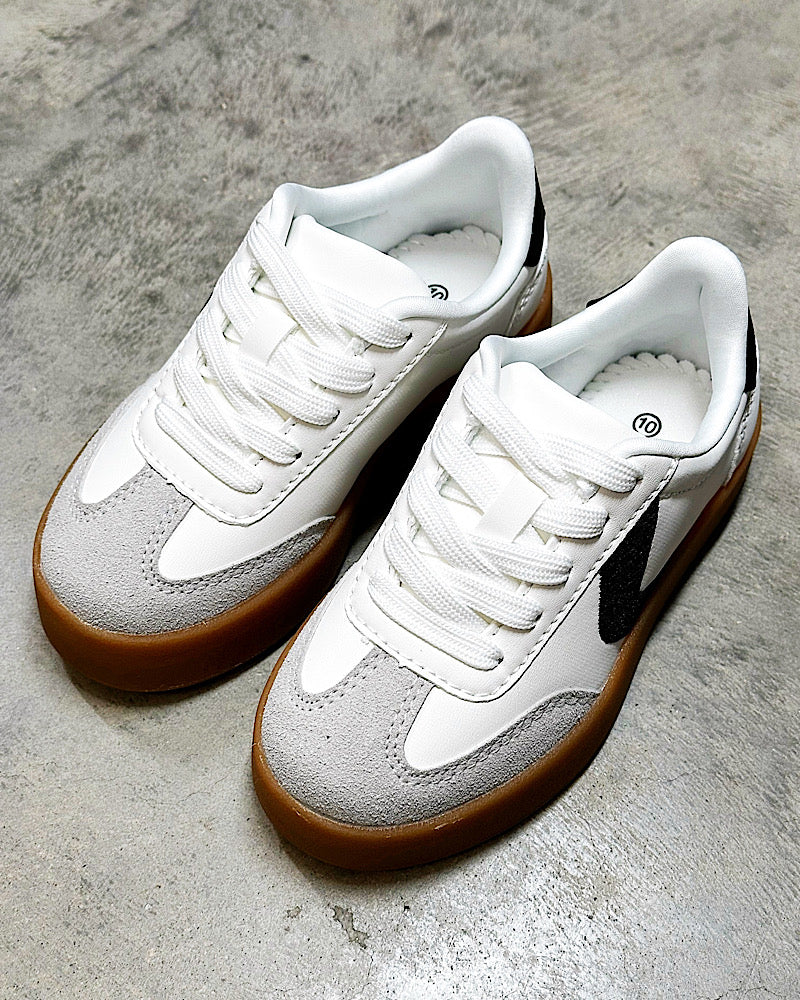 Polly Sneakers
