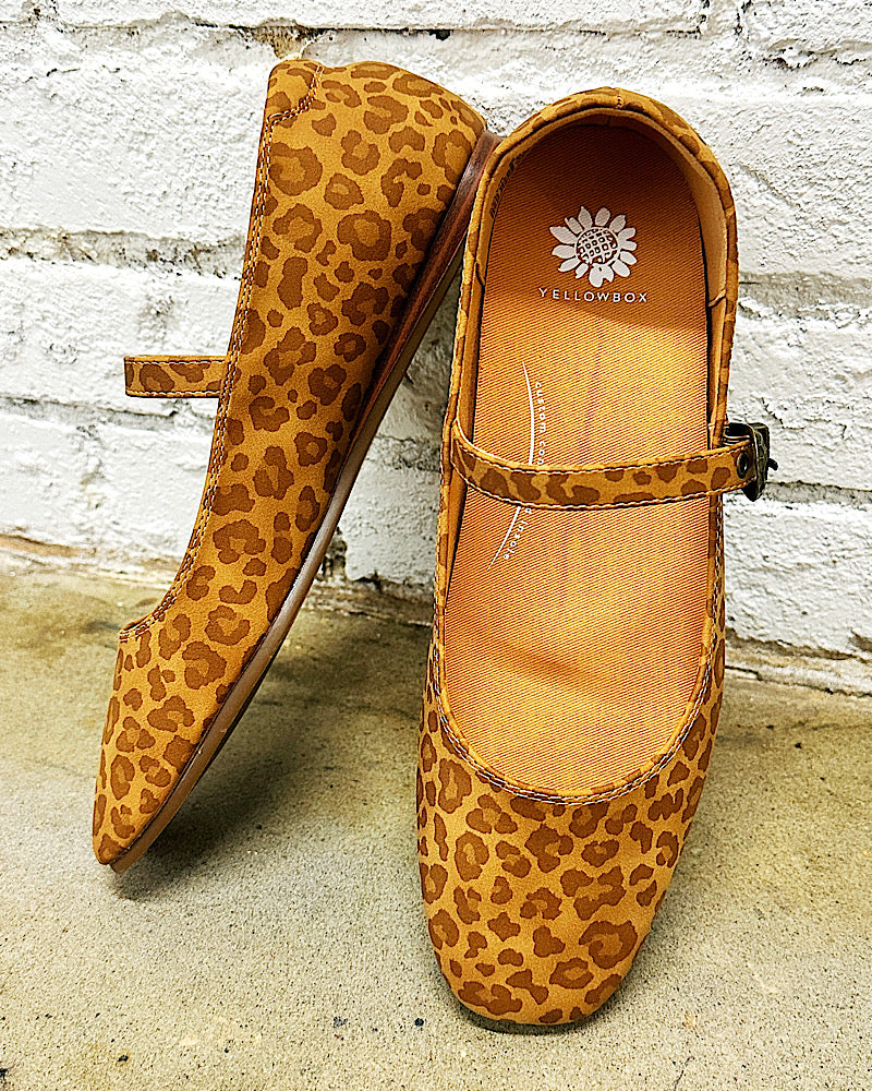 Collin Leopard Flat