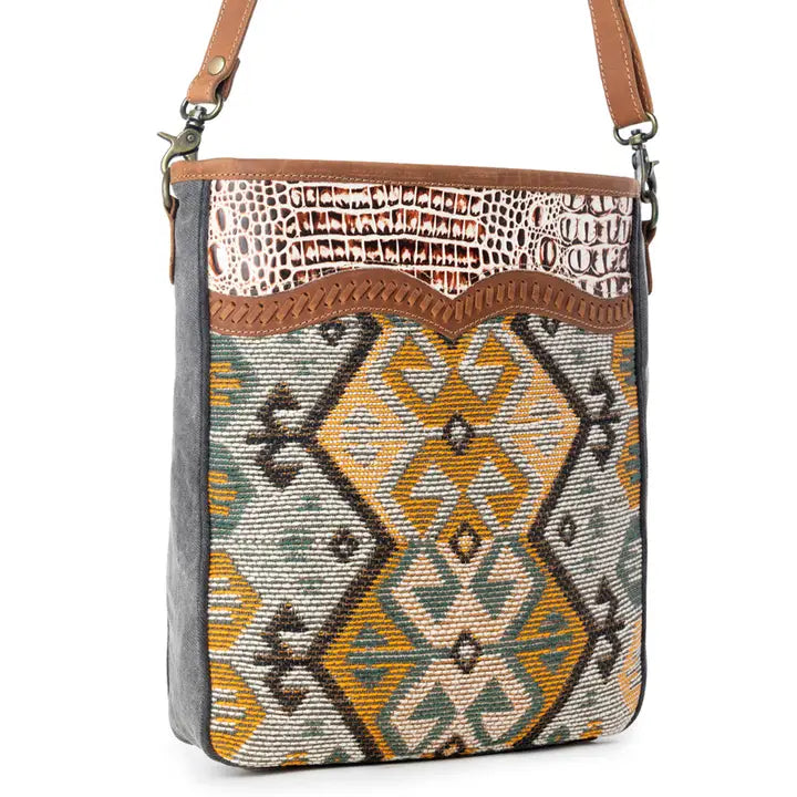 Salado Shoulder Bag