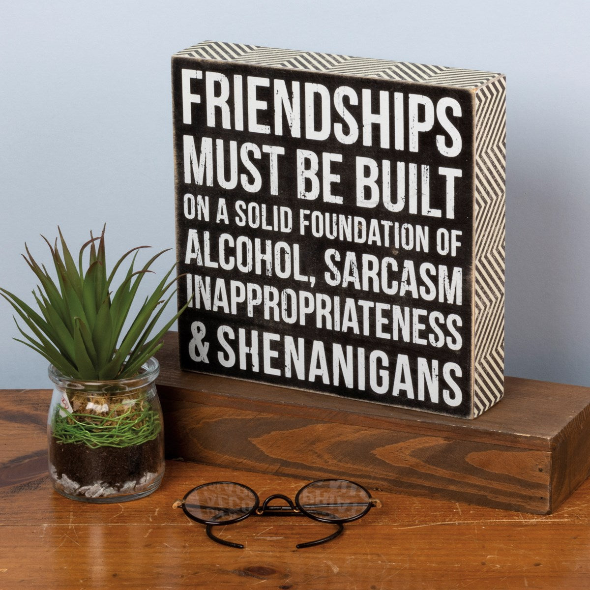 Friendships Box Sign