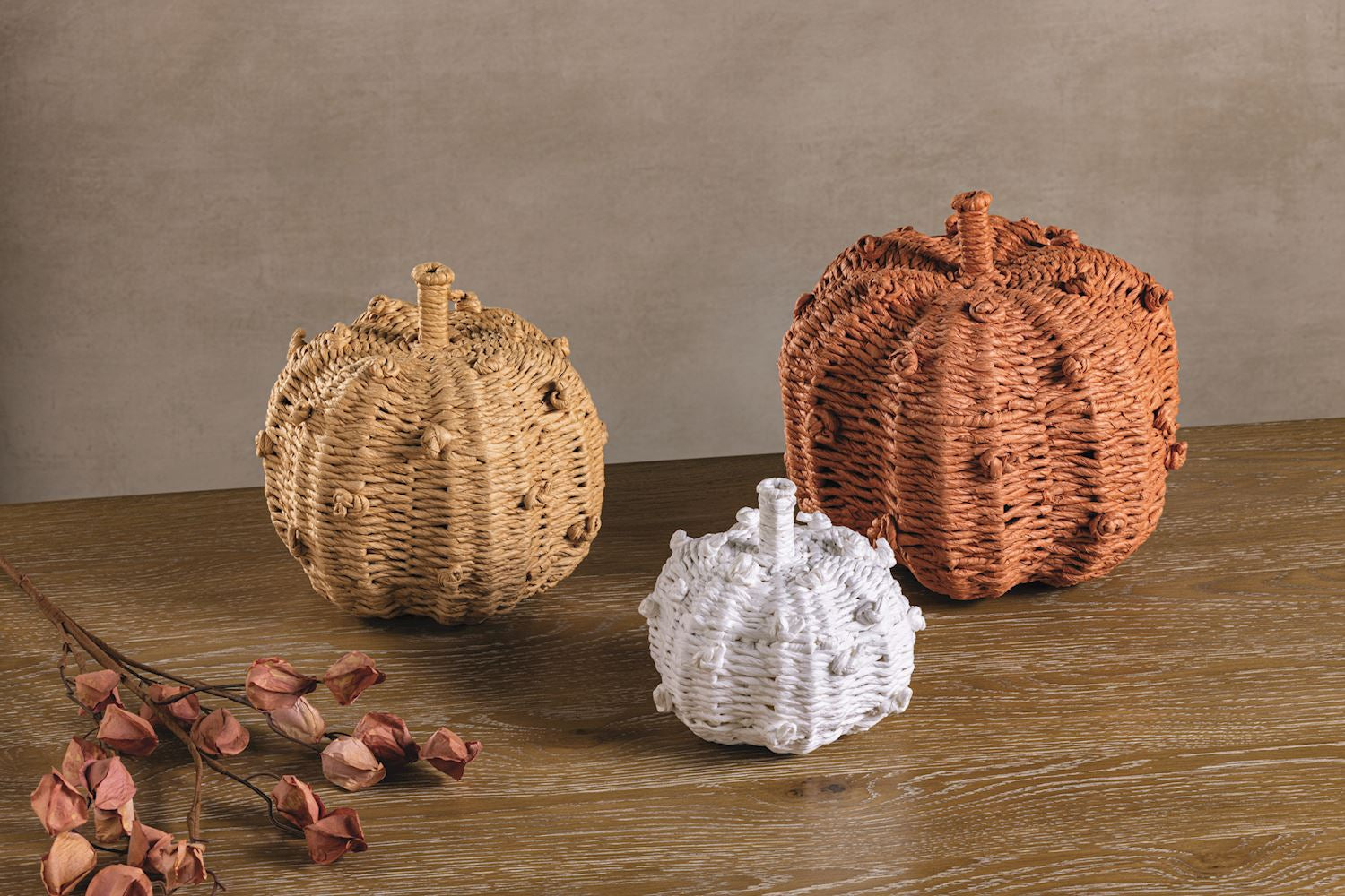 Natural Woven Knot Pumpkin