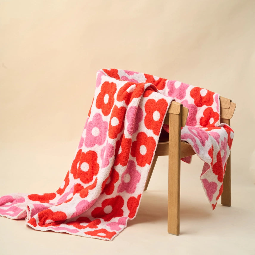 Lovebug Floral Cozy Dreams Luxe Blanket