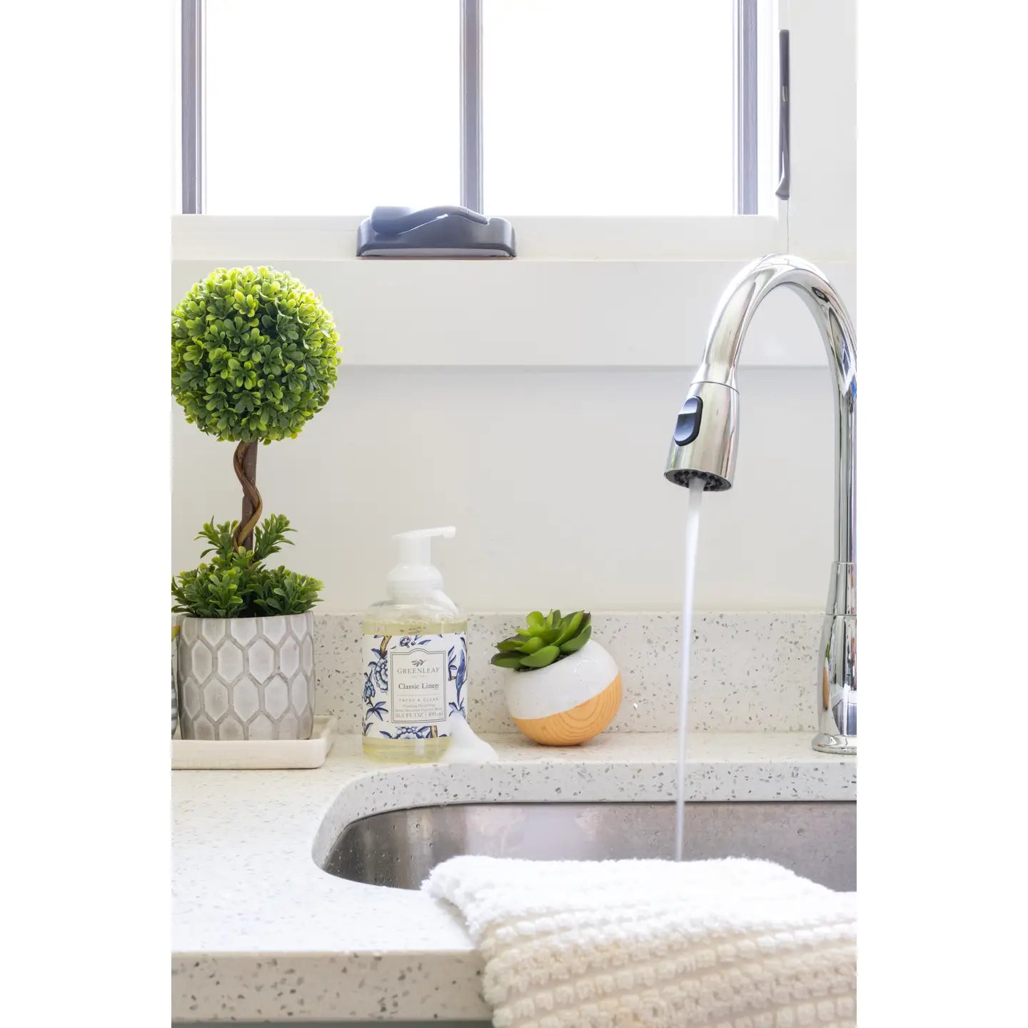 Classic Linen Foaming Hand Soap
