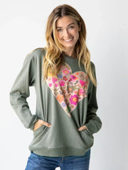 Heart Comfy Pocket Sweatshirt