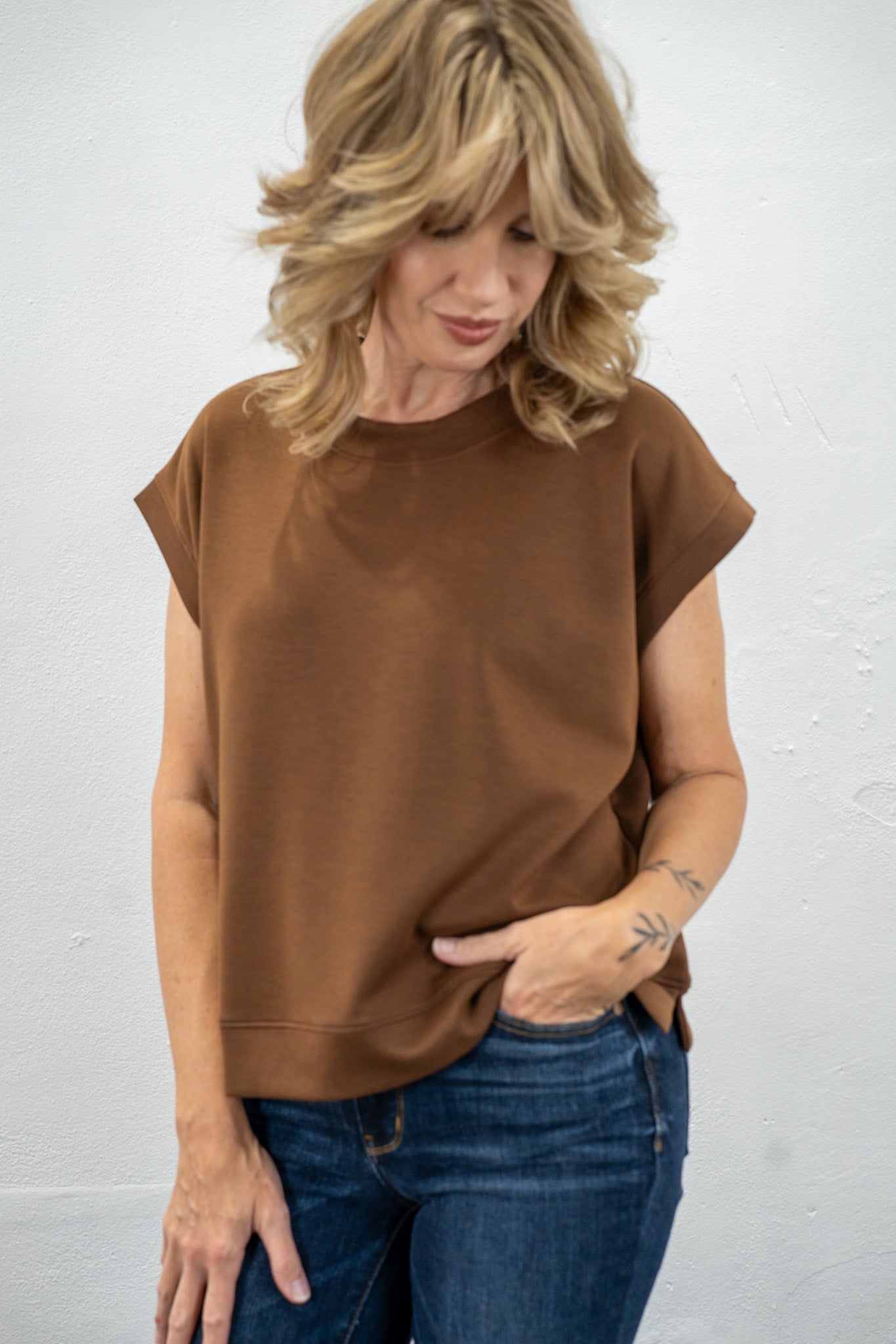 Lexi Brown Scuba Short Sleeve Top