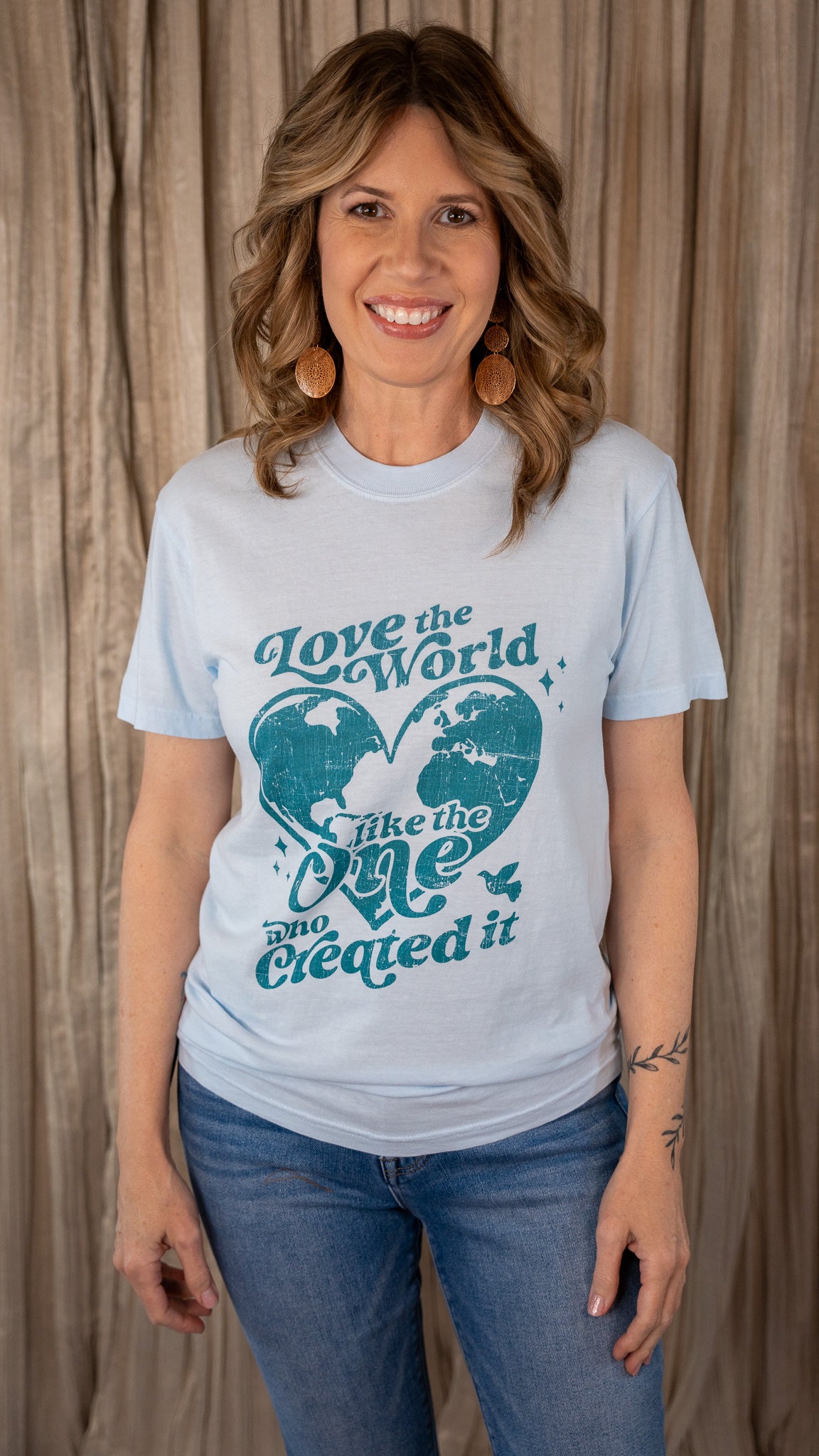 Love the World Tee *Final Sale*