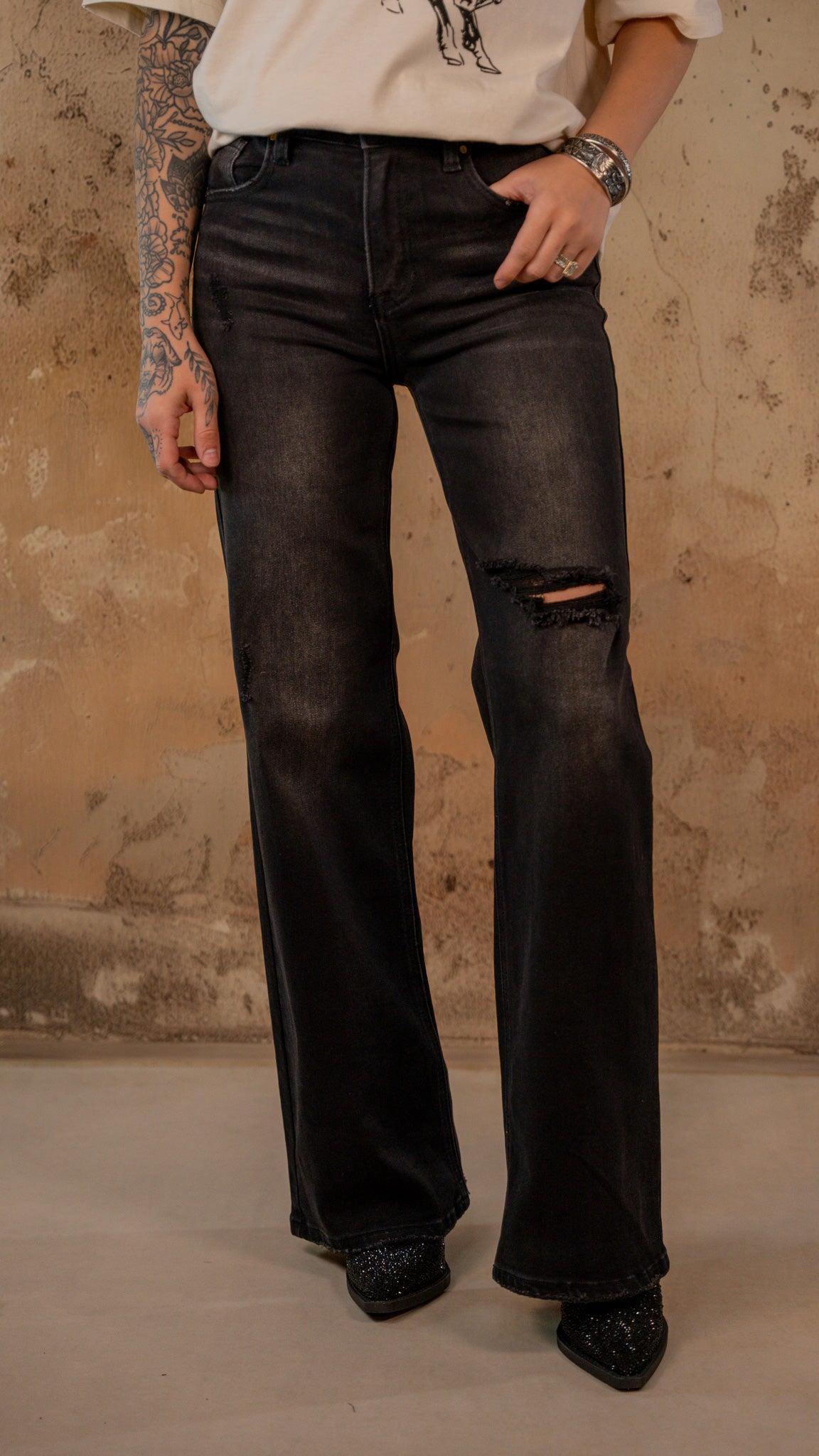 Cassidy Black Distressed Jeans