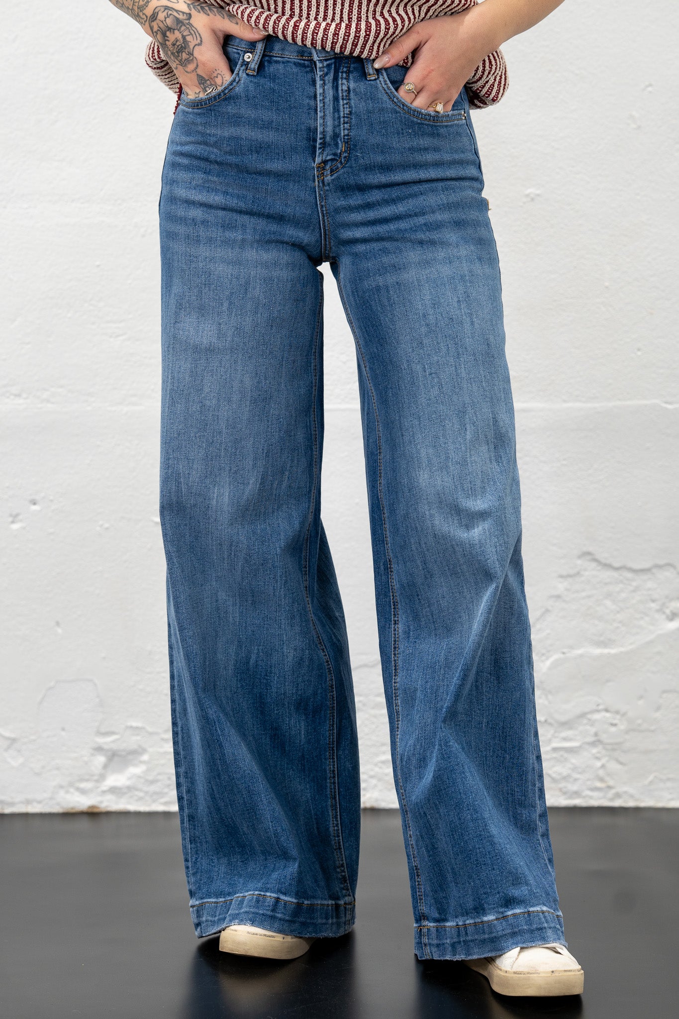 Amie Super High Rise Jeans