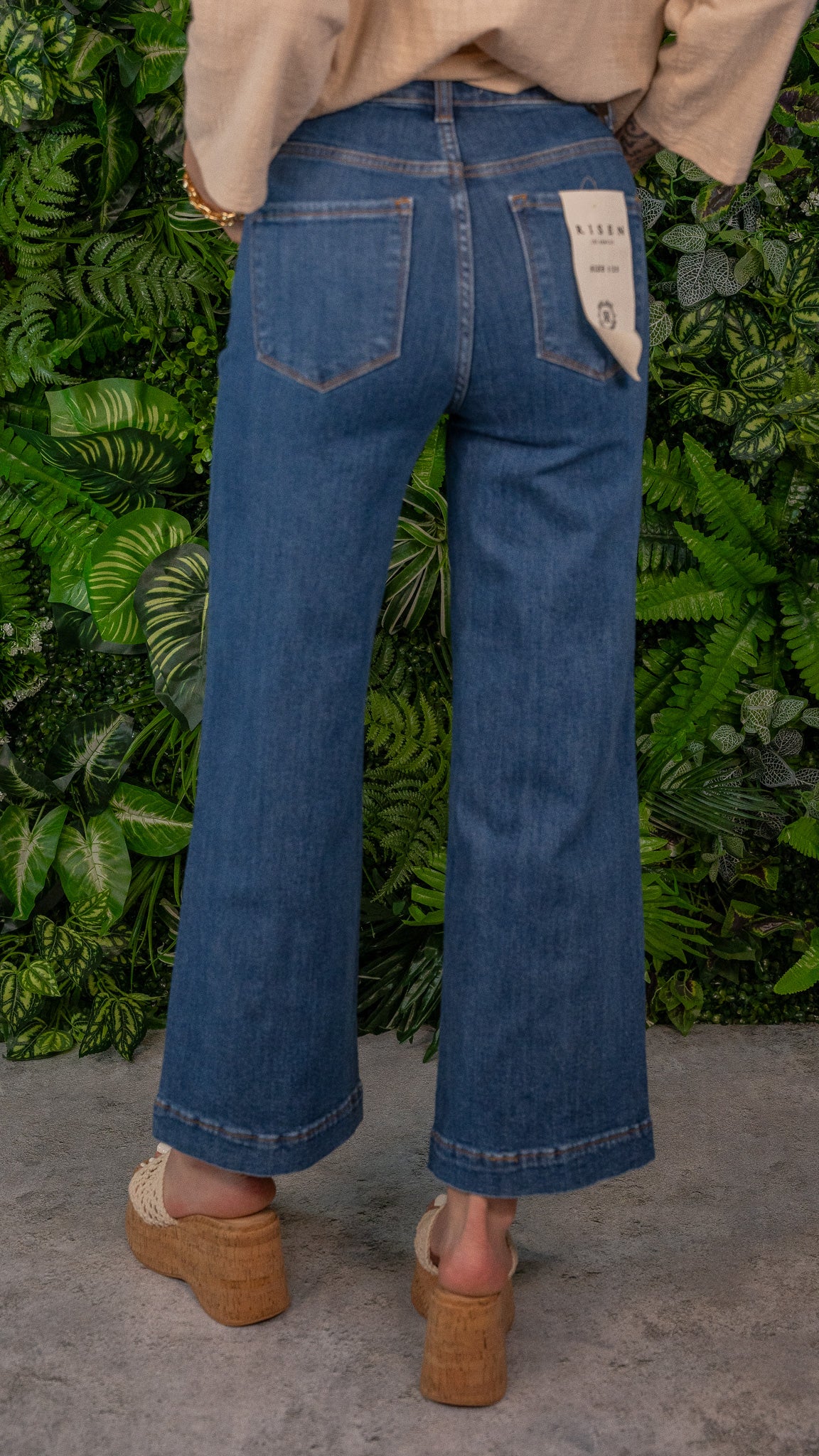 Carla Ankle Flare Jeans