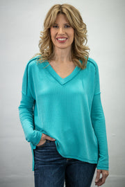 Comfort Queen Turquoise Top