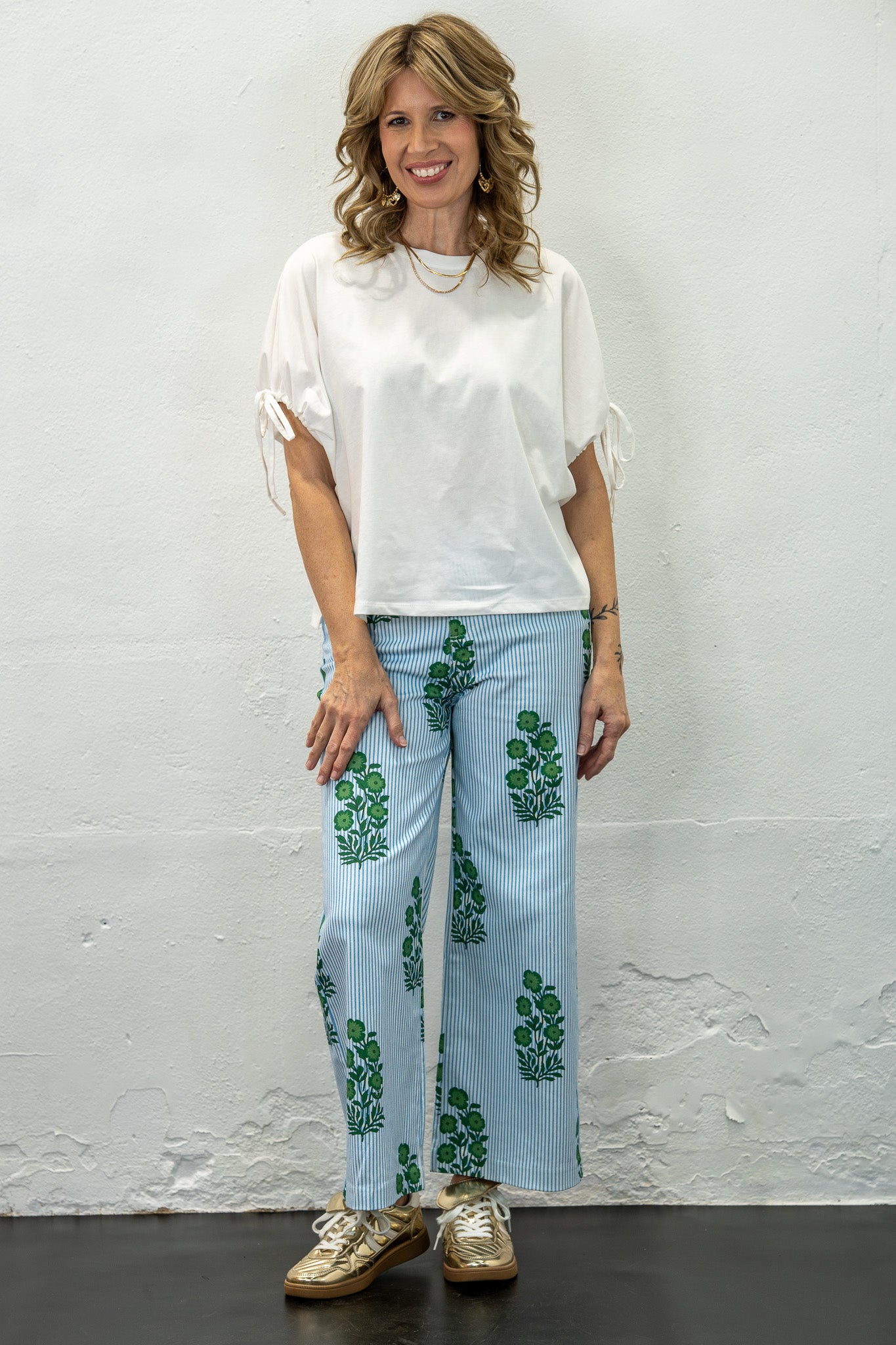 Sydney White Tie Sleeve Top