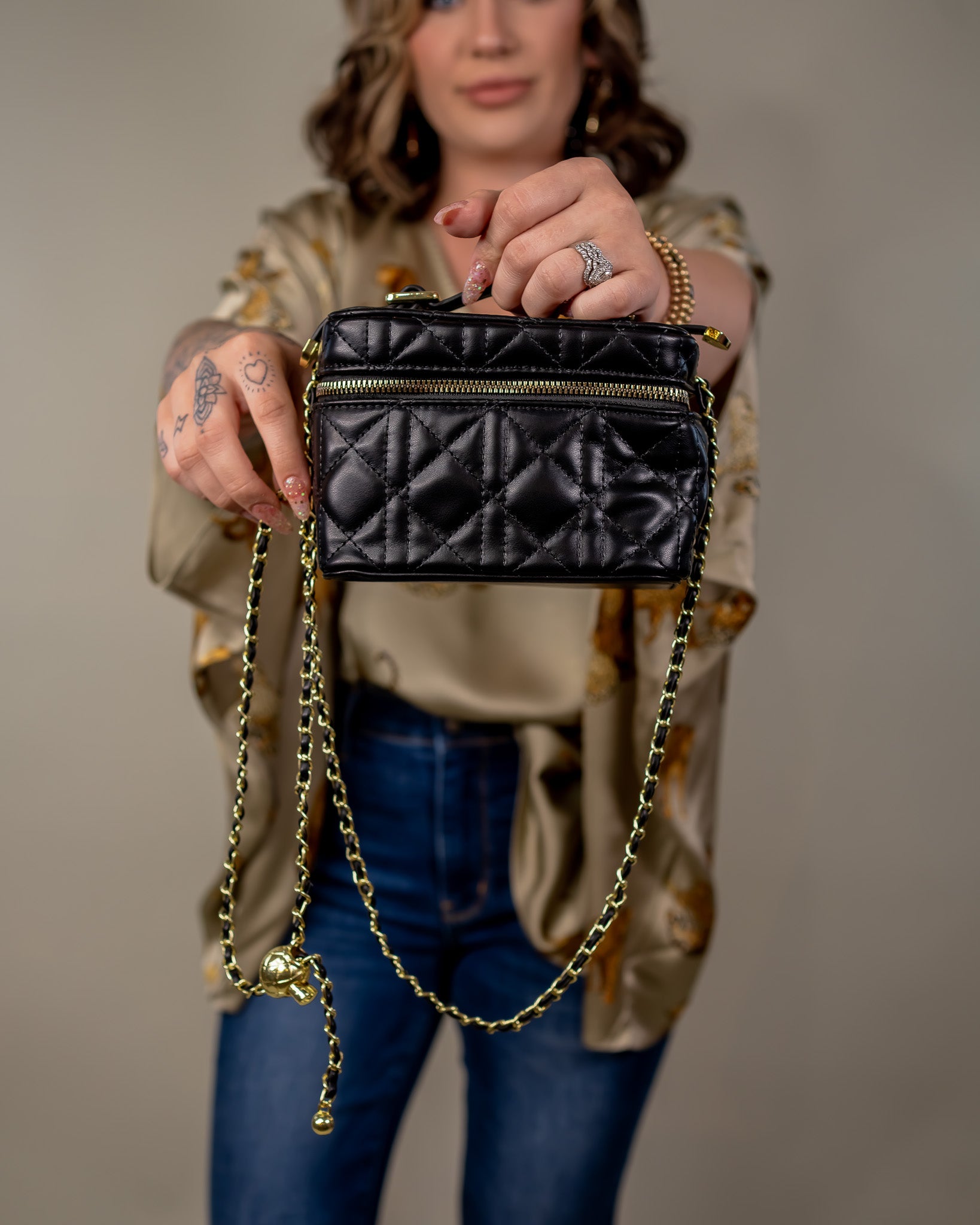 Kesha Black Quilted Crossbody  Sisters Boutique & Gifts, Inc.
