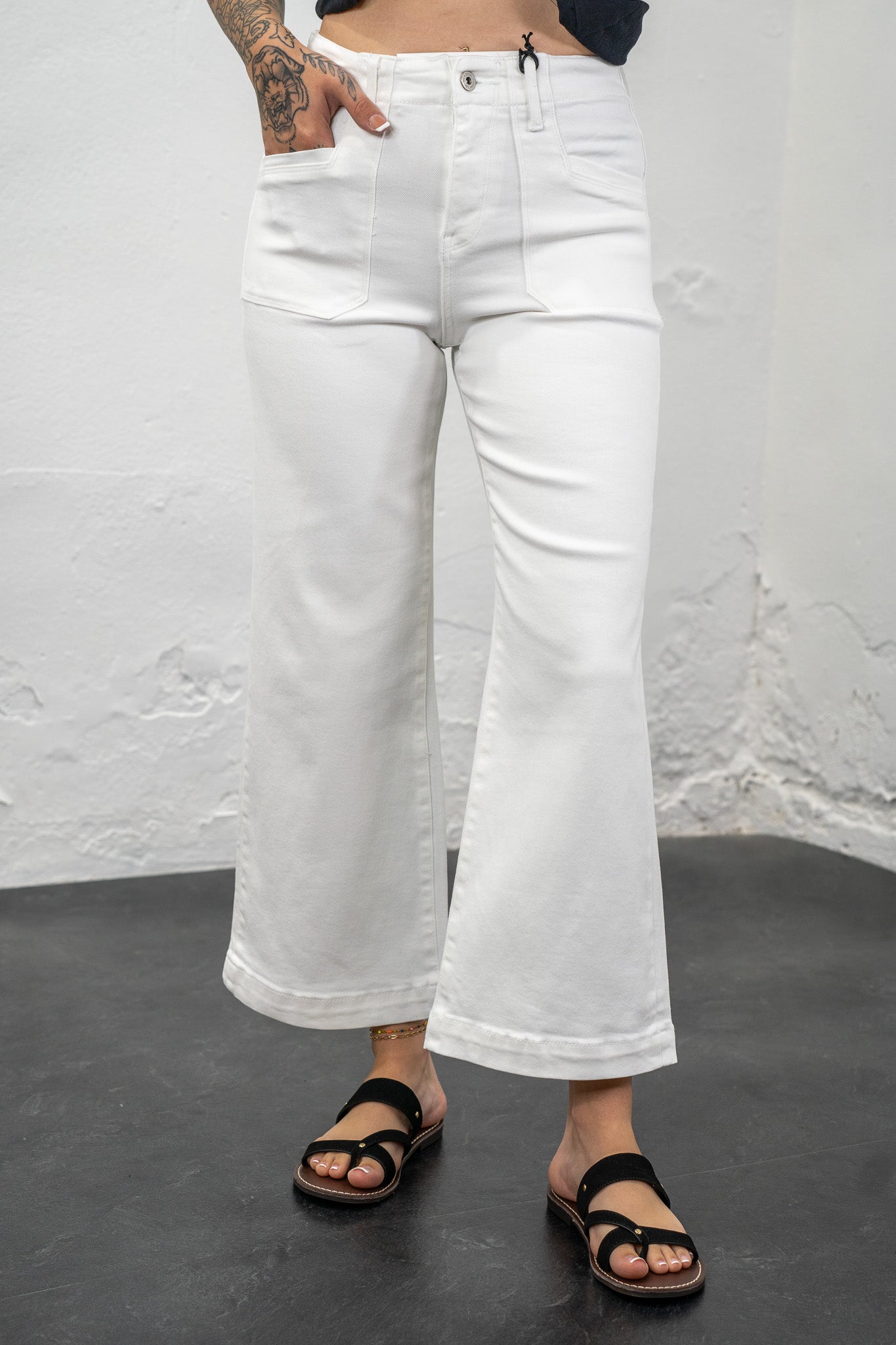 Miriam White Cropped Pants