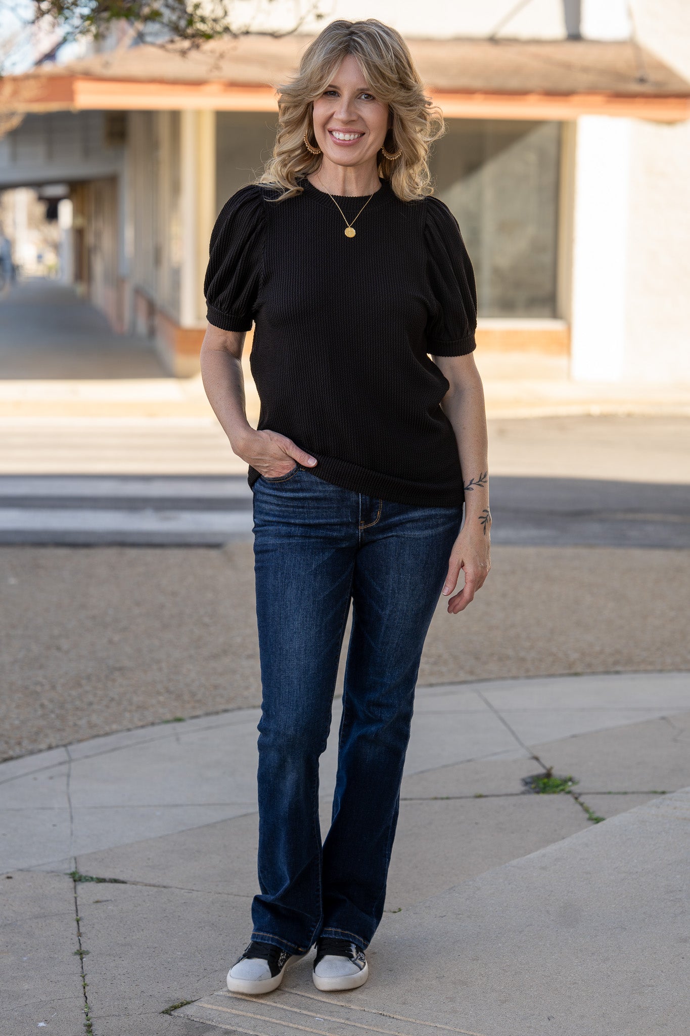 Kylie Ribbed Puff Sleeve Black Top