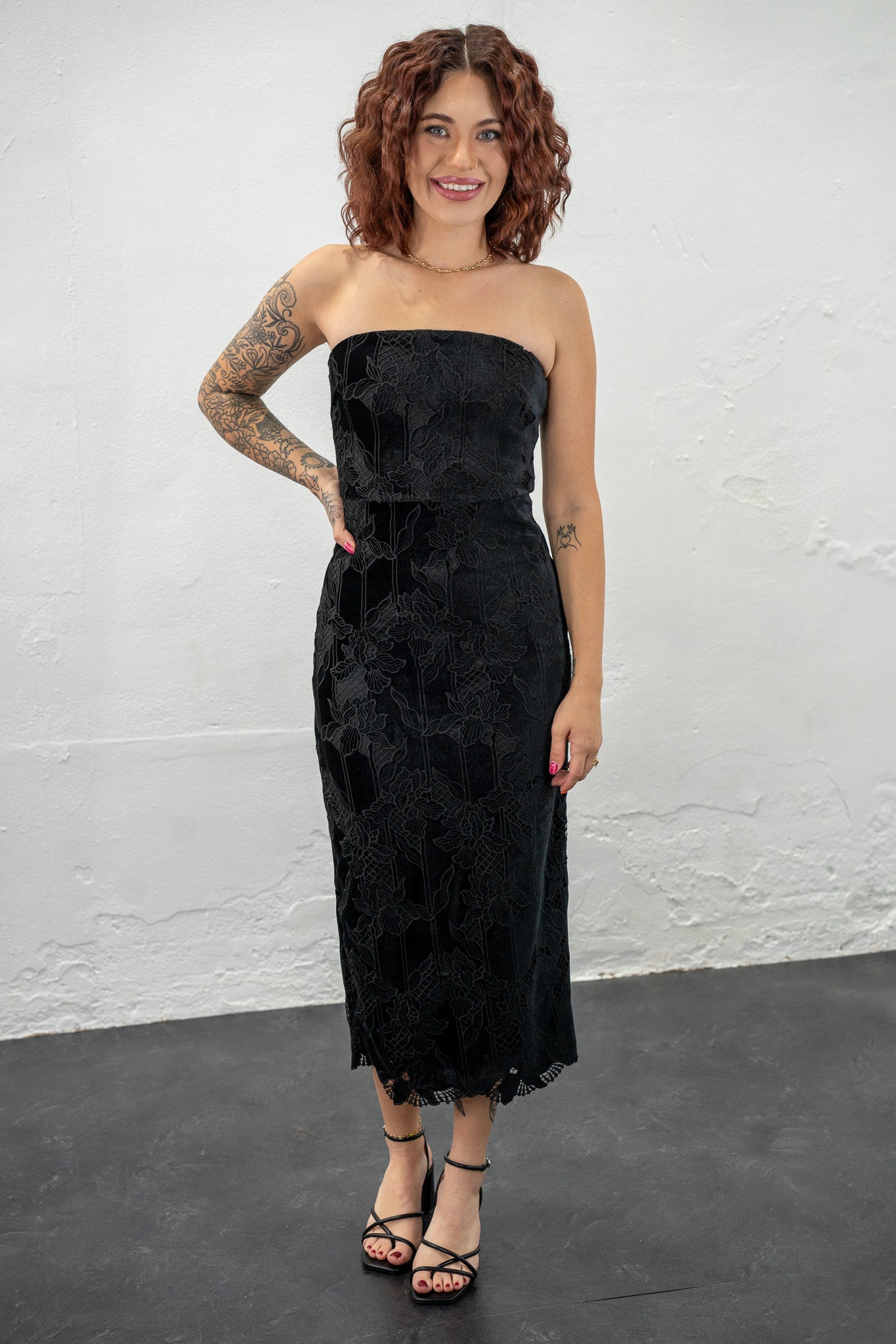 Shadow Bloom Velvet Dress