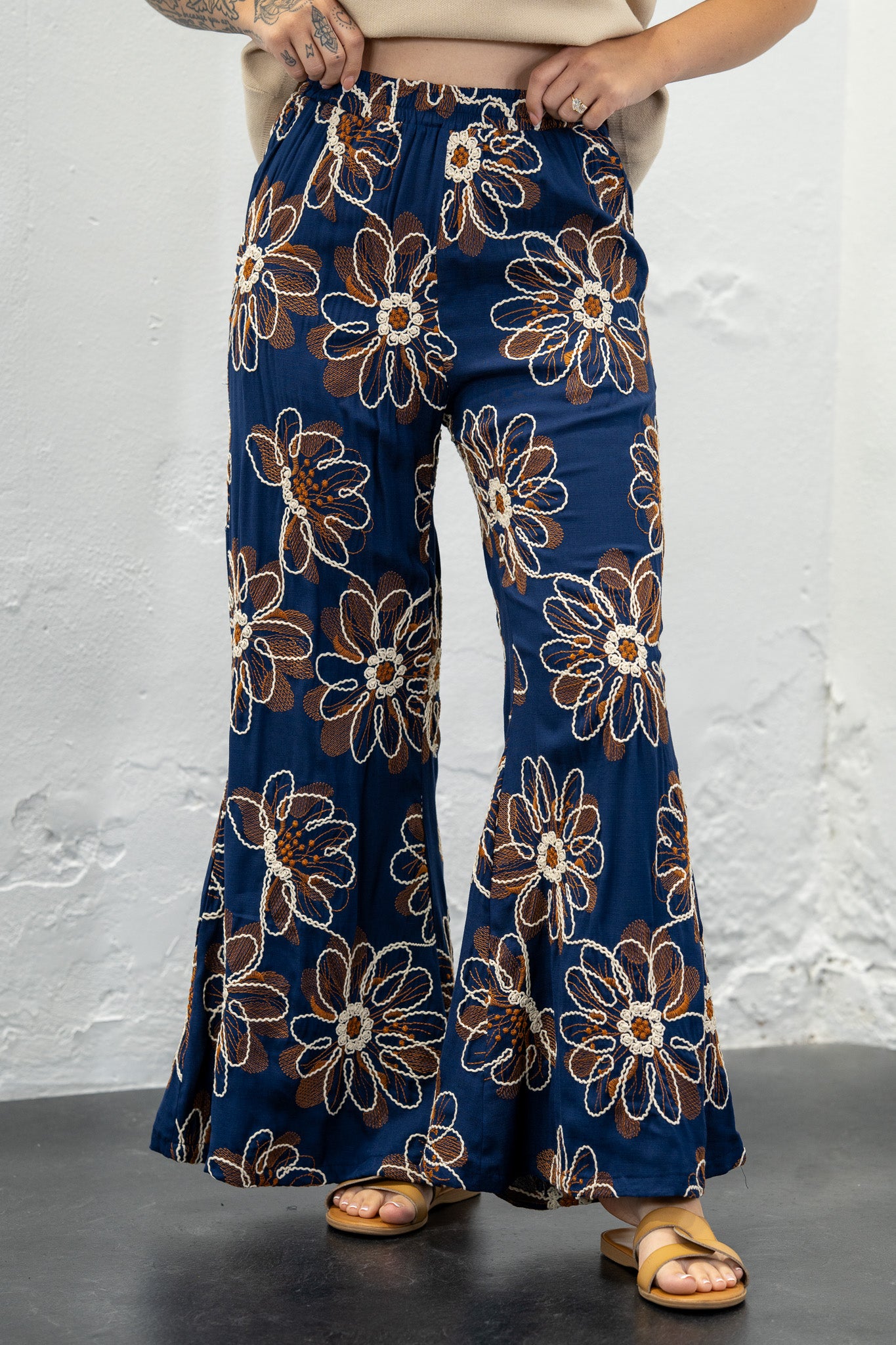 Delma Floral Embroidered Pants