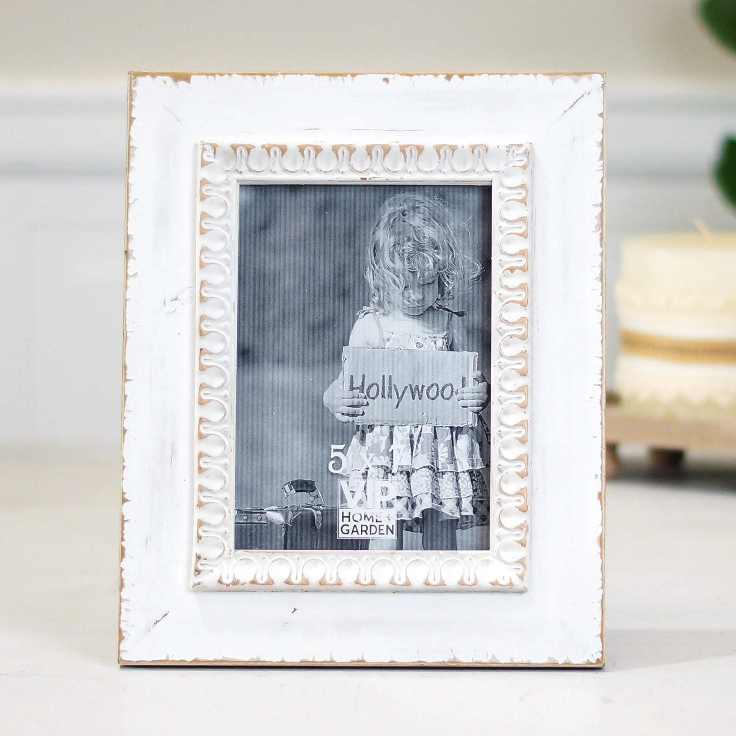 White Wood 5X7 Photo Frame