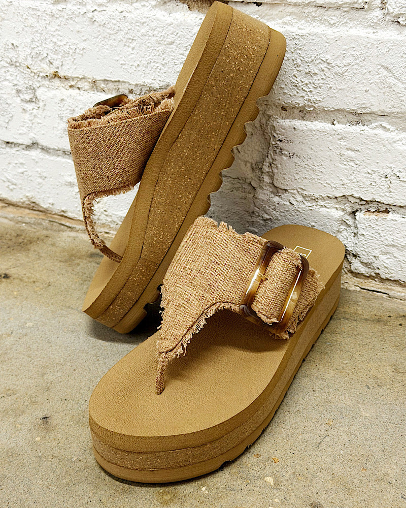 Carlow Tan Flatform Sandals
