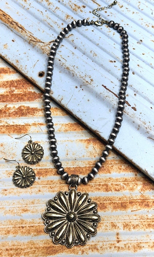 Renegade Necklace Set
