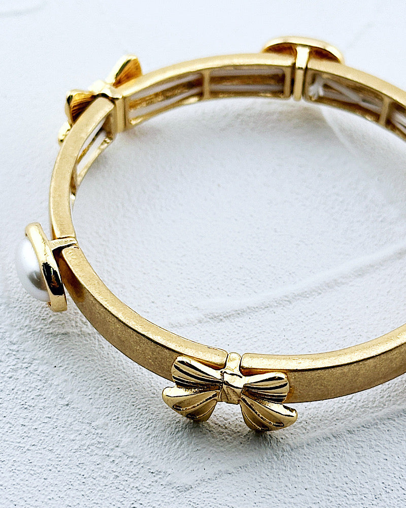 Marley Bow & Pearl Bracelet