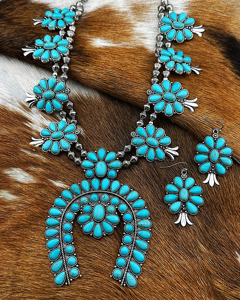 Cassidy Squash Blossom Necklace Set