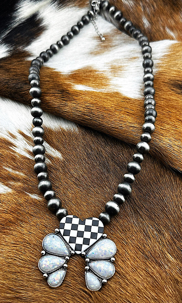 Sunny Checkered Necklace