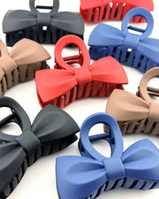 Basic Babe Bow Hair Clip