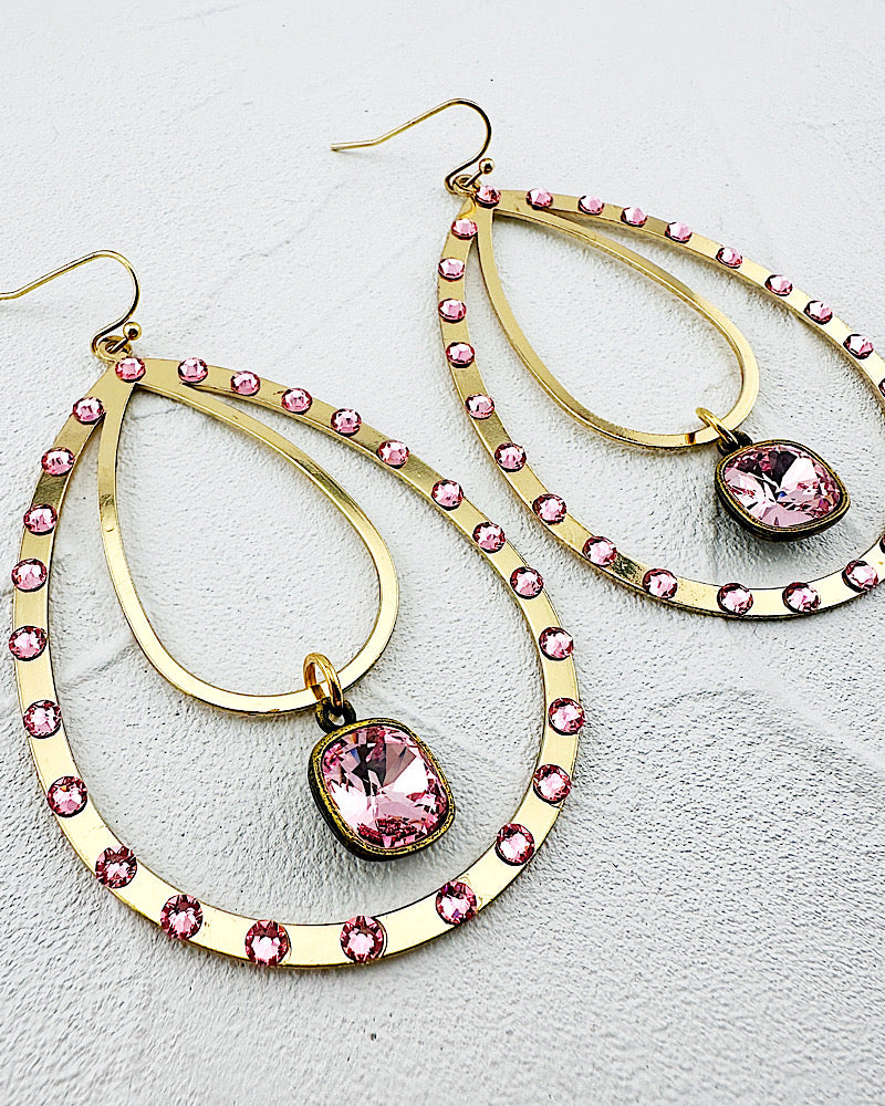 Dacia Pink Teardrops