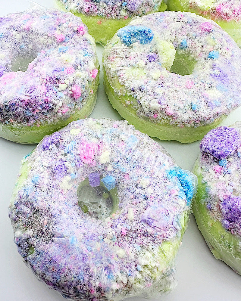 Kiwi Donut Bath Bomb