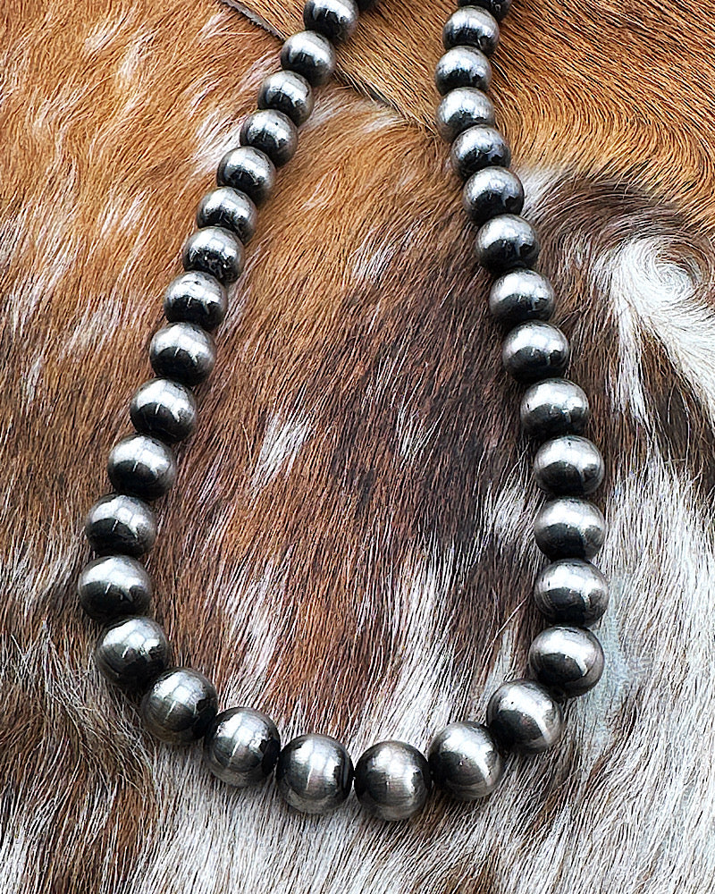 Wichita Navajo Pearl Necklace