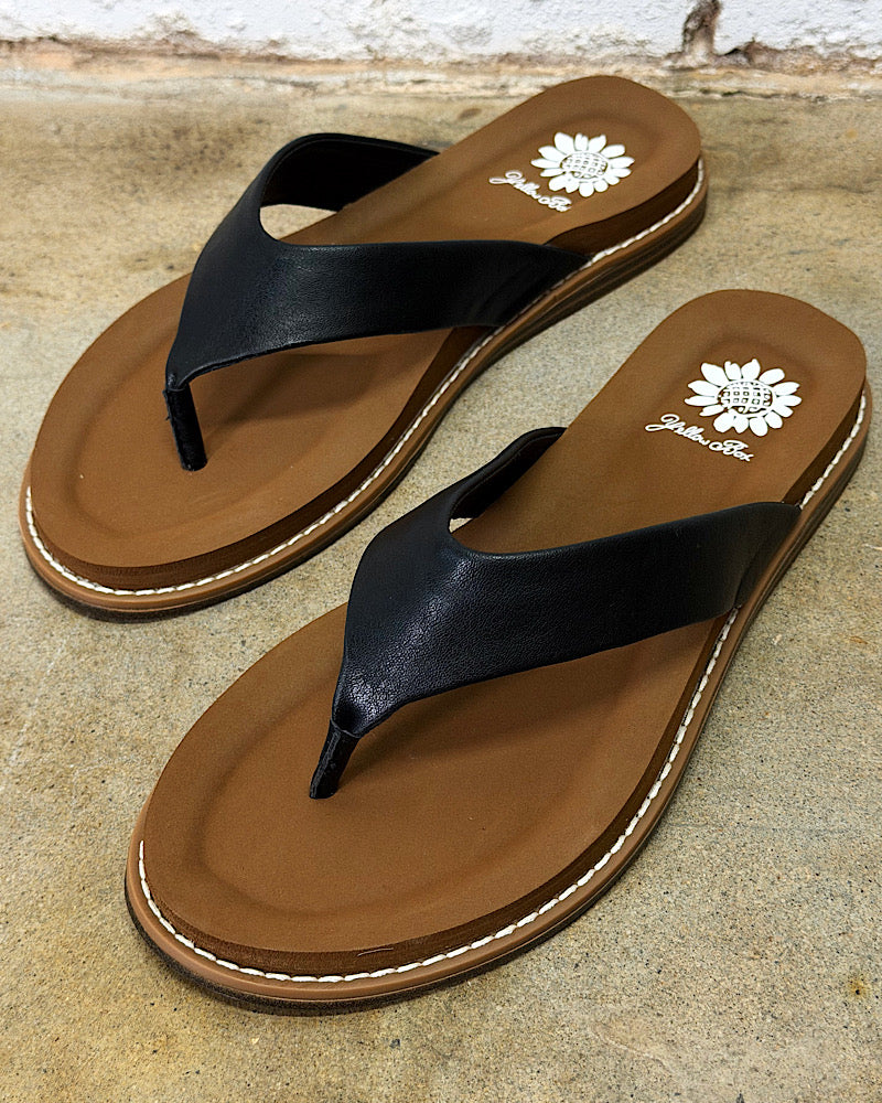 Cielo Black Sandals