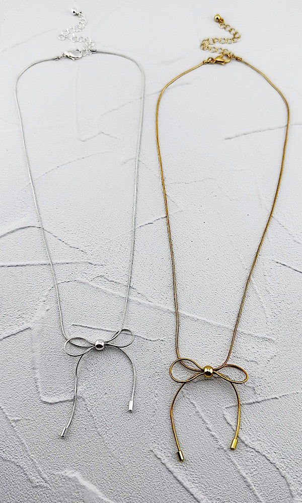 Willow Bow Necklace