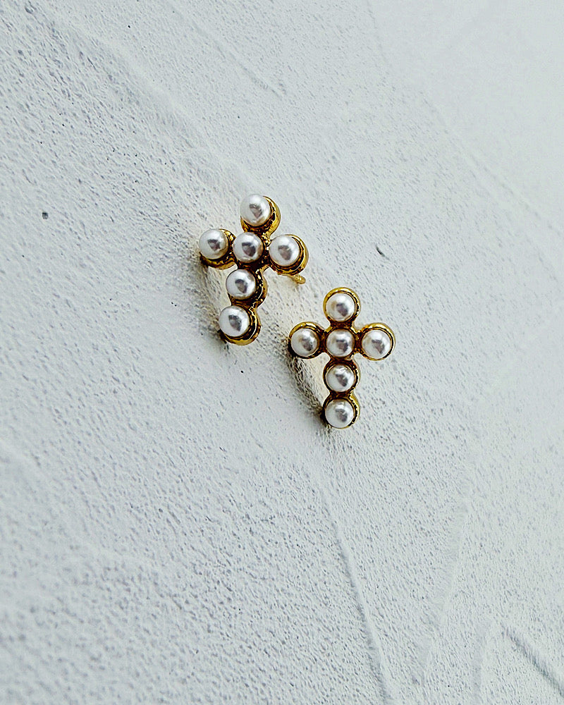 Poppy Pearl Cross Studs