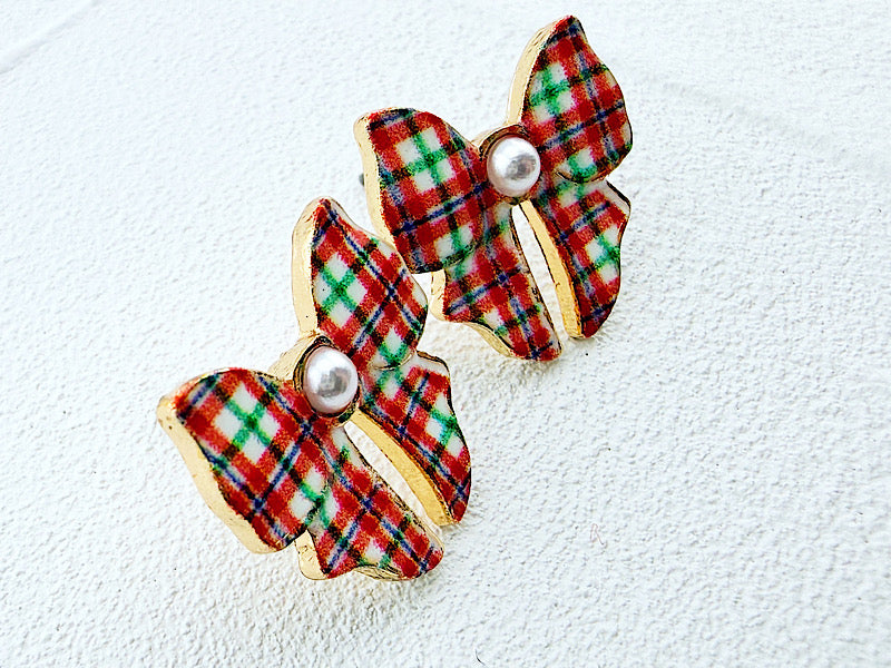 Put A Bow On It Studs