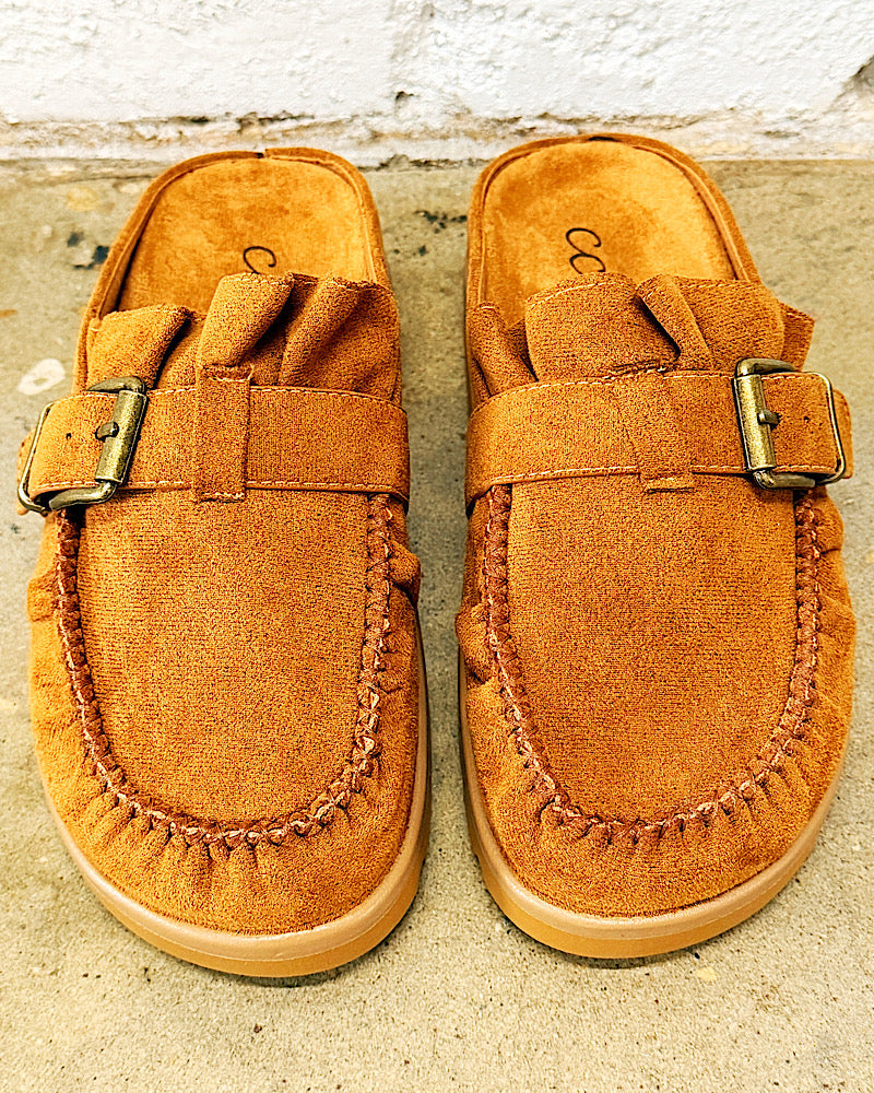 Ella Tan Ruffled Mule