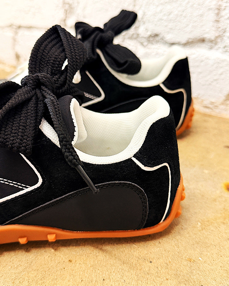 Lainey Black Sneakers