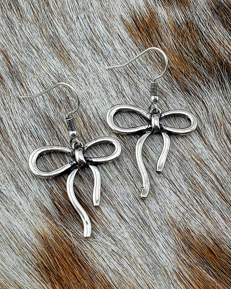 Effortless Glam Bow Earrings
