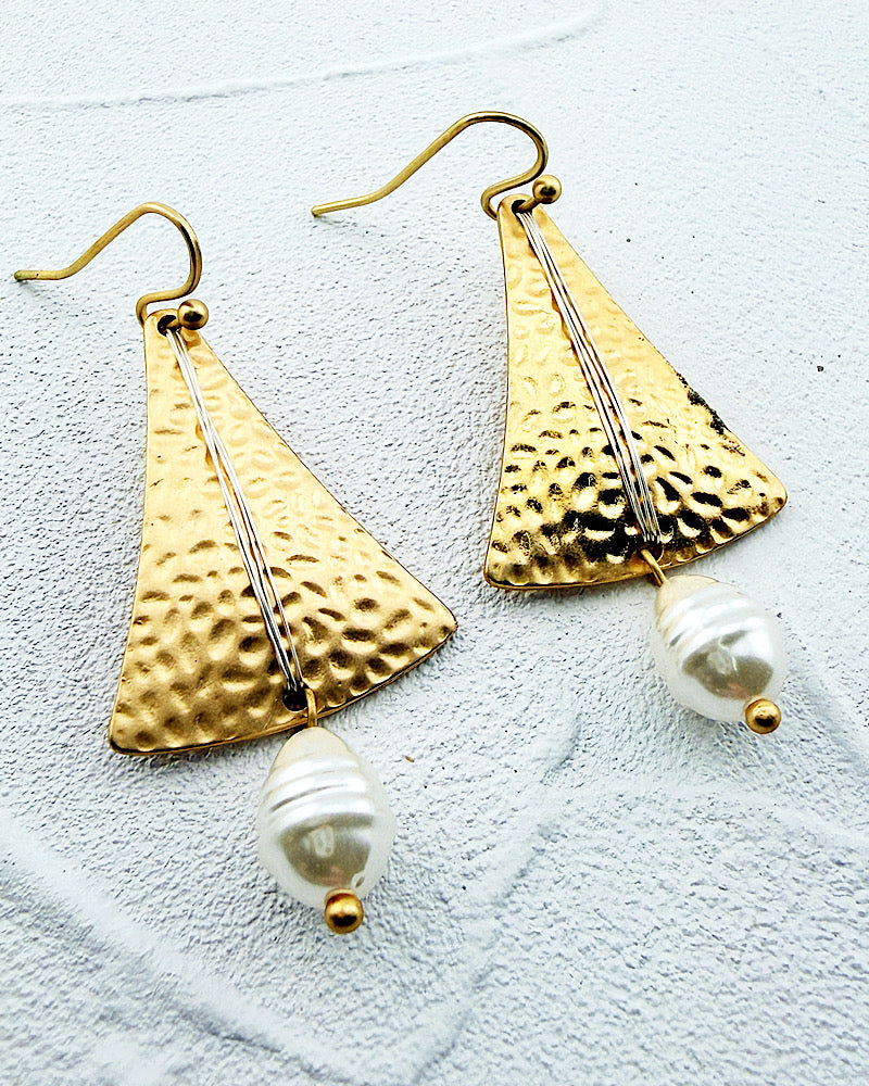 Rowan Pearl Earrings