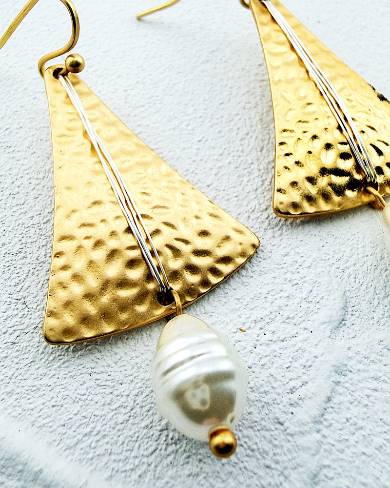 Rowan Pearl Earrings