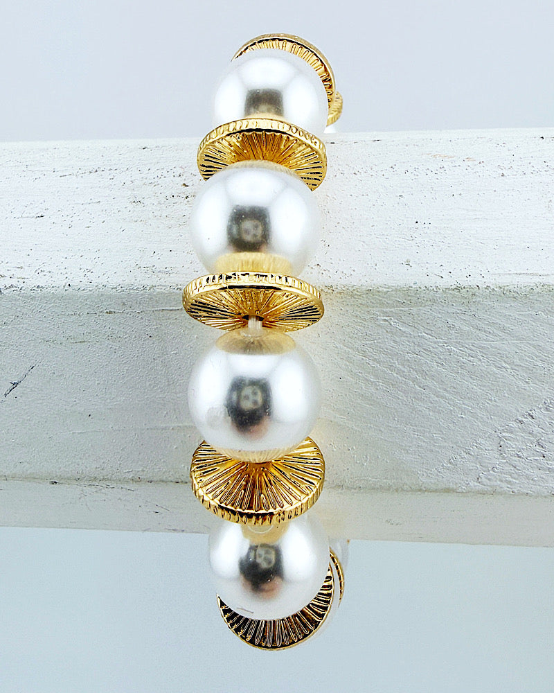 Lacey Pearl Bracelet