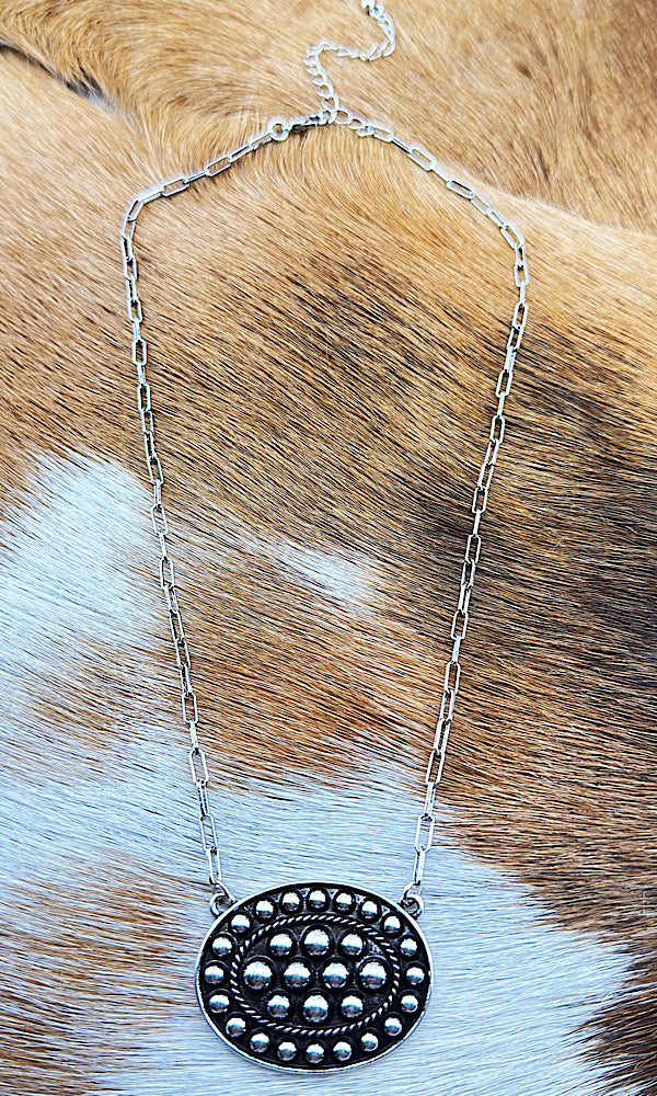 Stevie Oval Dot Necklace