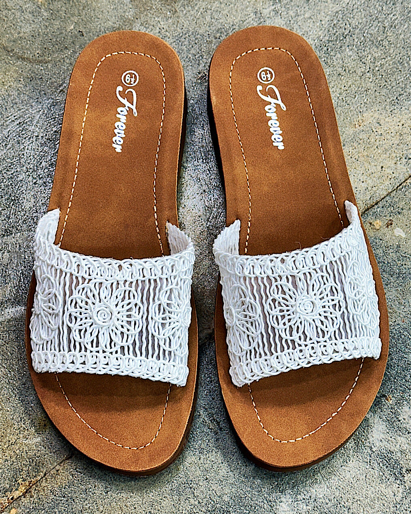 Khloe Bloom Slide