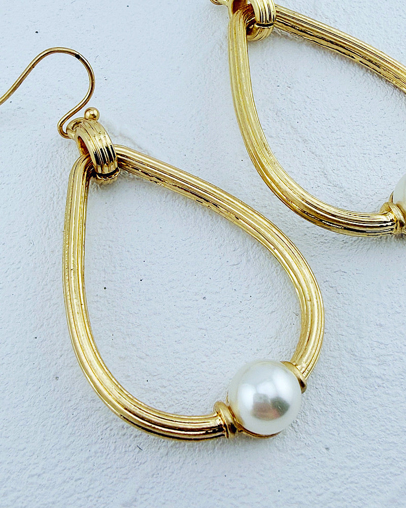 Gilded Pearl Teardrops