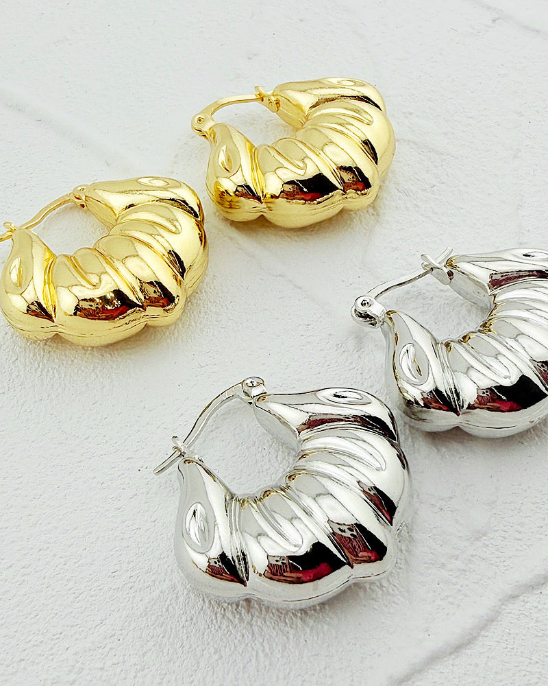 Retro Romance Earrings