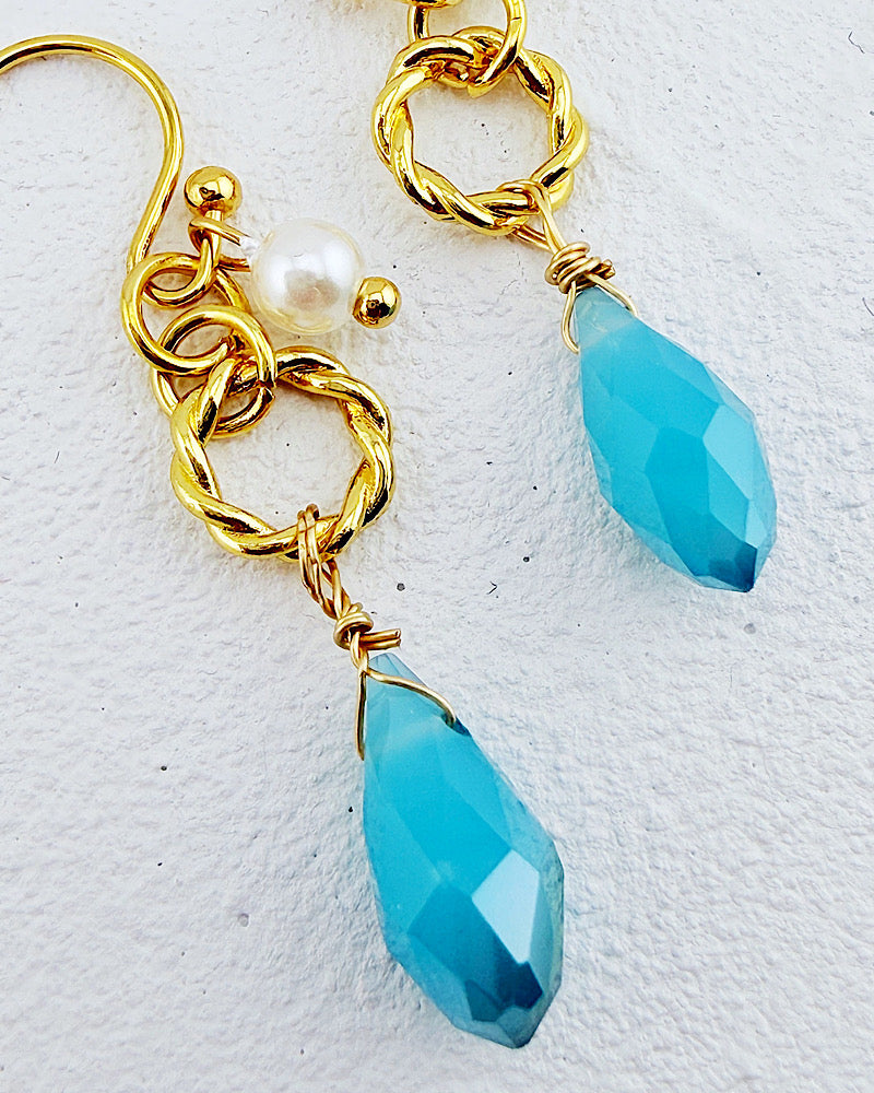 Pearl Of The Sea Earrings