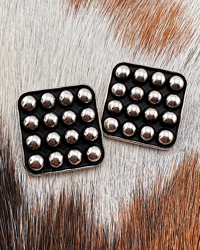 Stevie Button Earrings