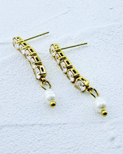 Soft Glow Pearl Earrings