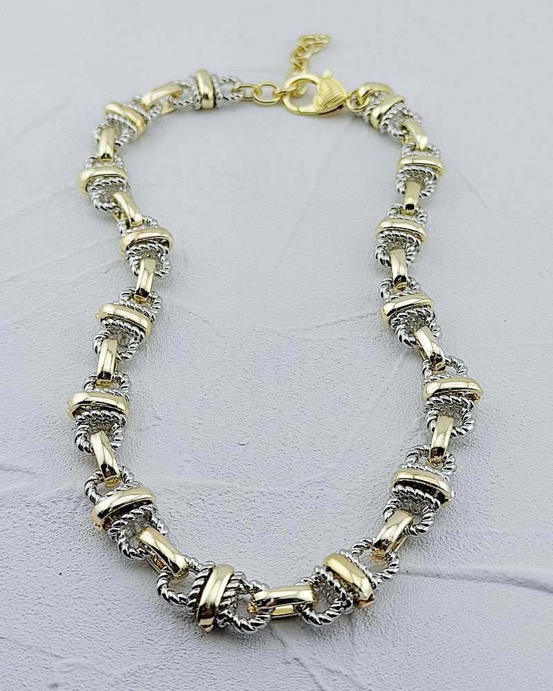 Chain Reaction Necklace